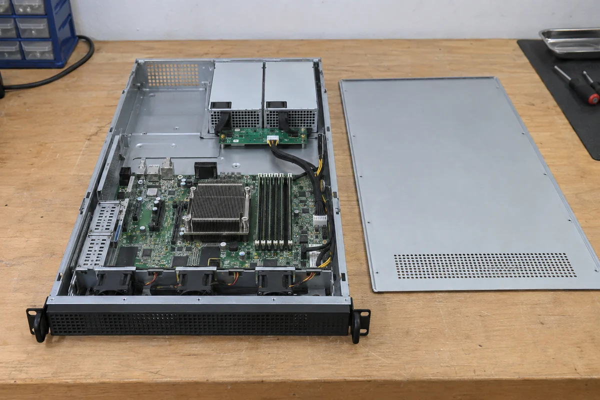 Server power distribution board to motherboard harness